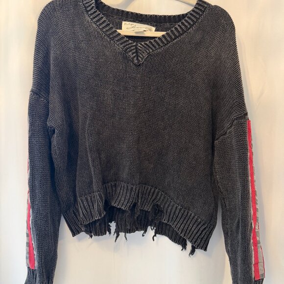 Distressed Charcoal Knit Sweater with Red and Camo Striped Sleeves - Picture 2 of 2